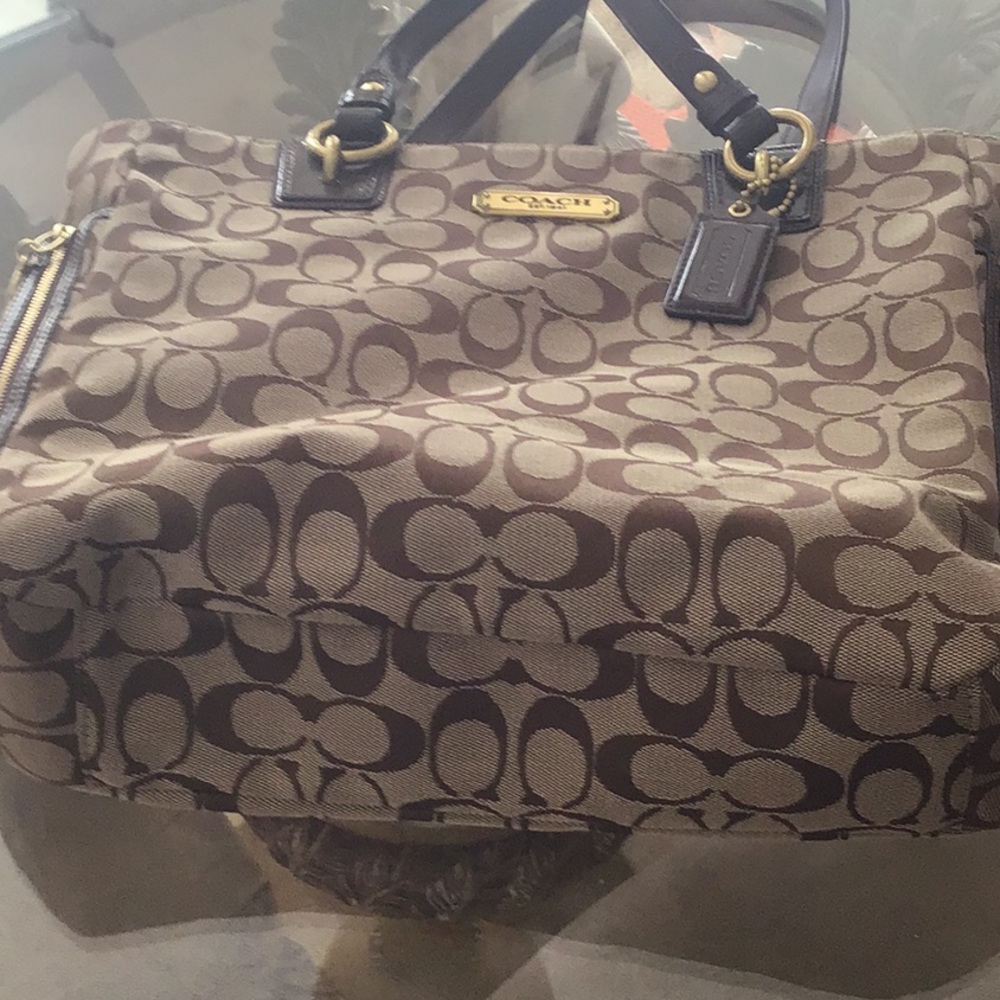 A coach purse